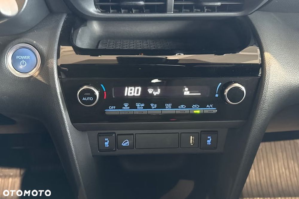 Toyota Yaris Cross - 19