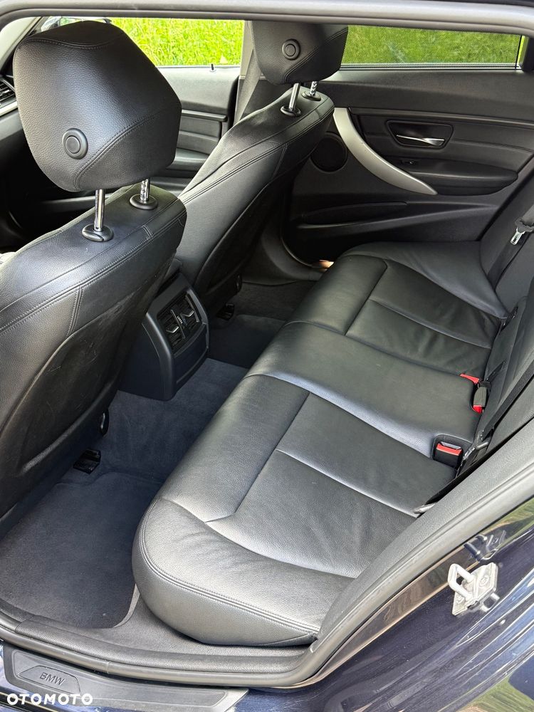 BMW Seria 3 320d Efficient Dynamics Edition - 8