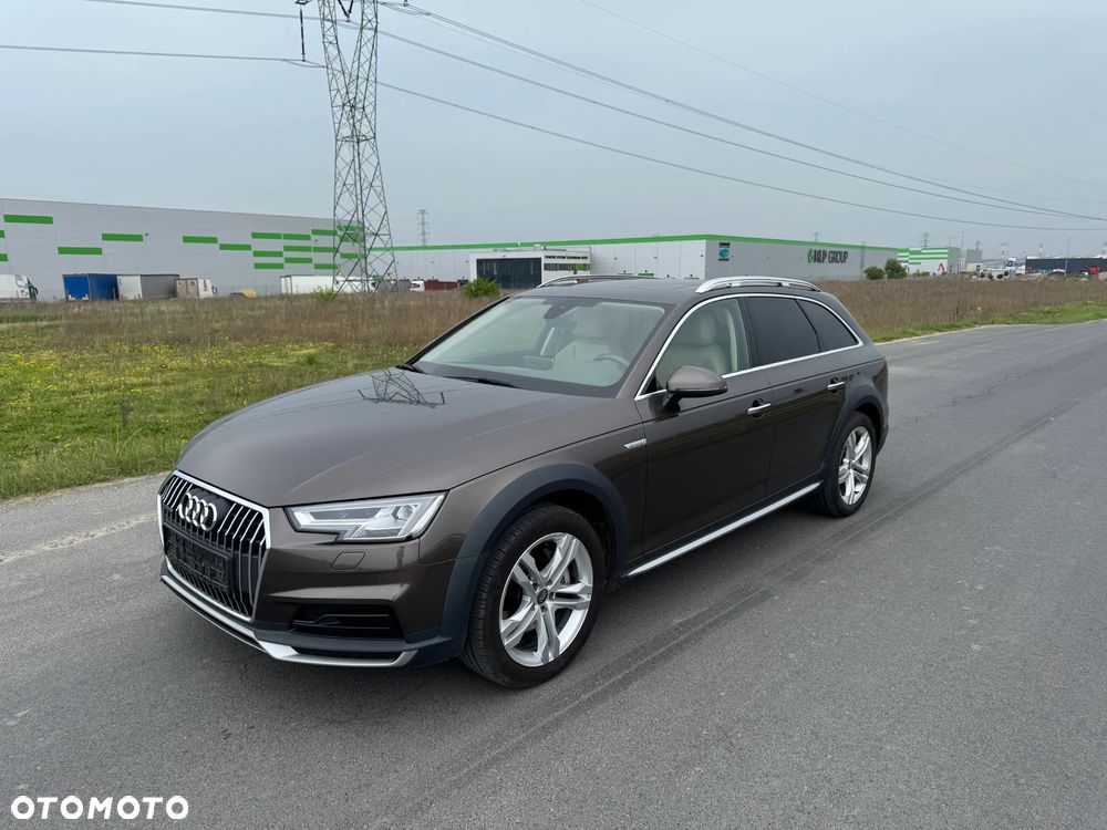 Audi A4 Allroad 2.0 TDI Quattro S tronic - 41