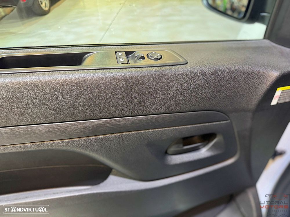 Opel Vivaro-e 50 kWh L2H1 Enjoy Inc - 17