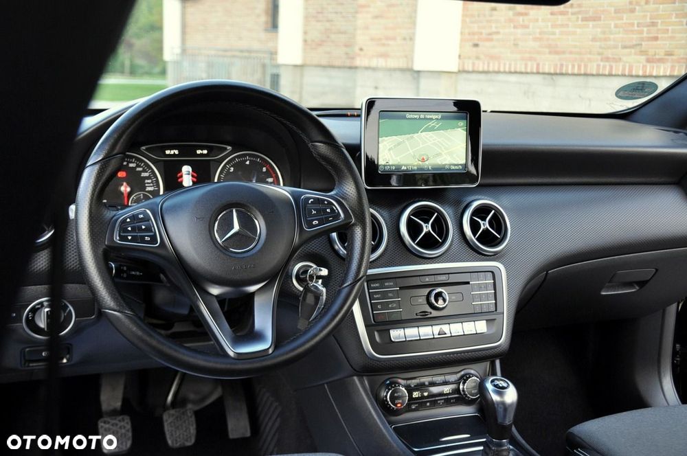 Mercedes-Benz Klasa A 180 CDI AMG Line - 30