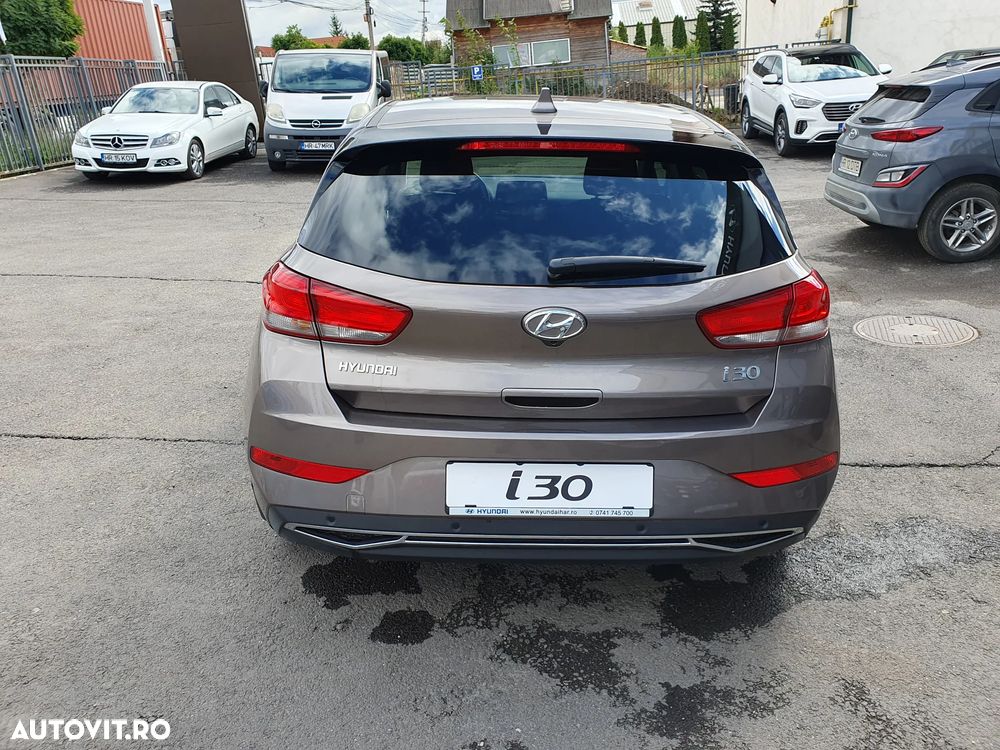 Hyundai i30 1.5 110CP 5DR M/T Highway - 3