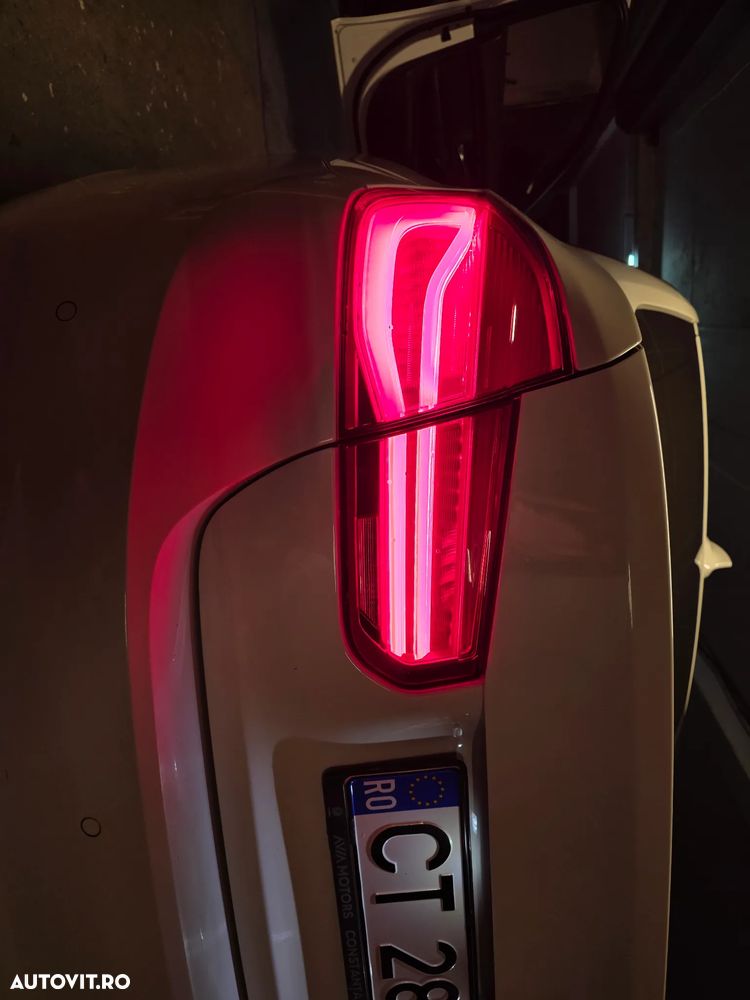 BMW Seria 3 320d Aut. xDrive - 12