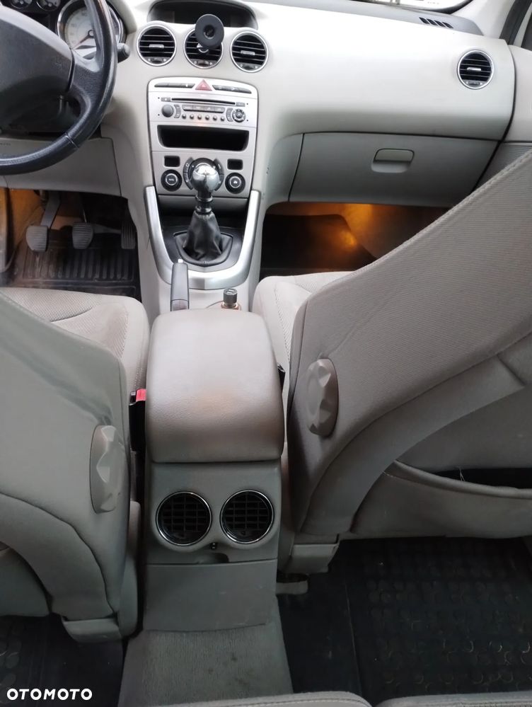 Peugeot 308 2.0 HDi Premium - 11