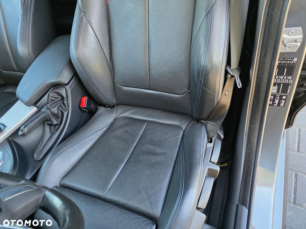 BMW 3GT 320i xDrive M Sport - 13