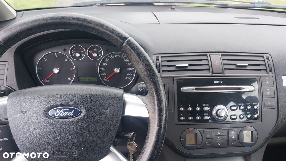 Ford C-MAX - 11