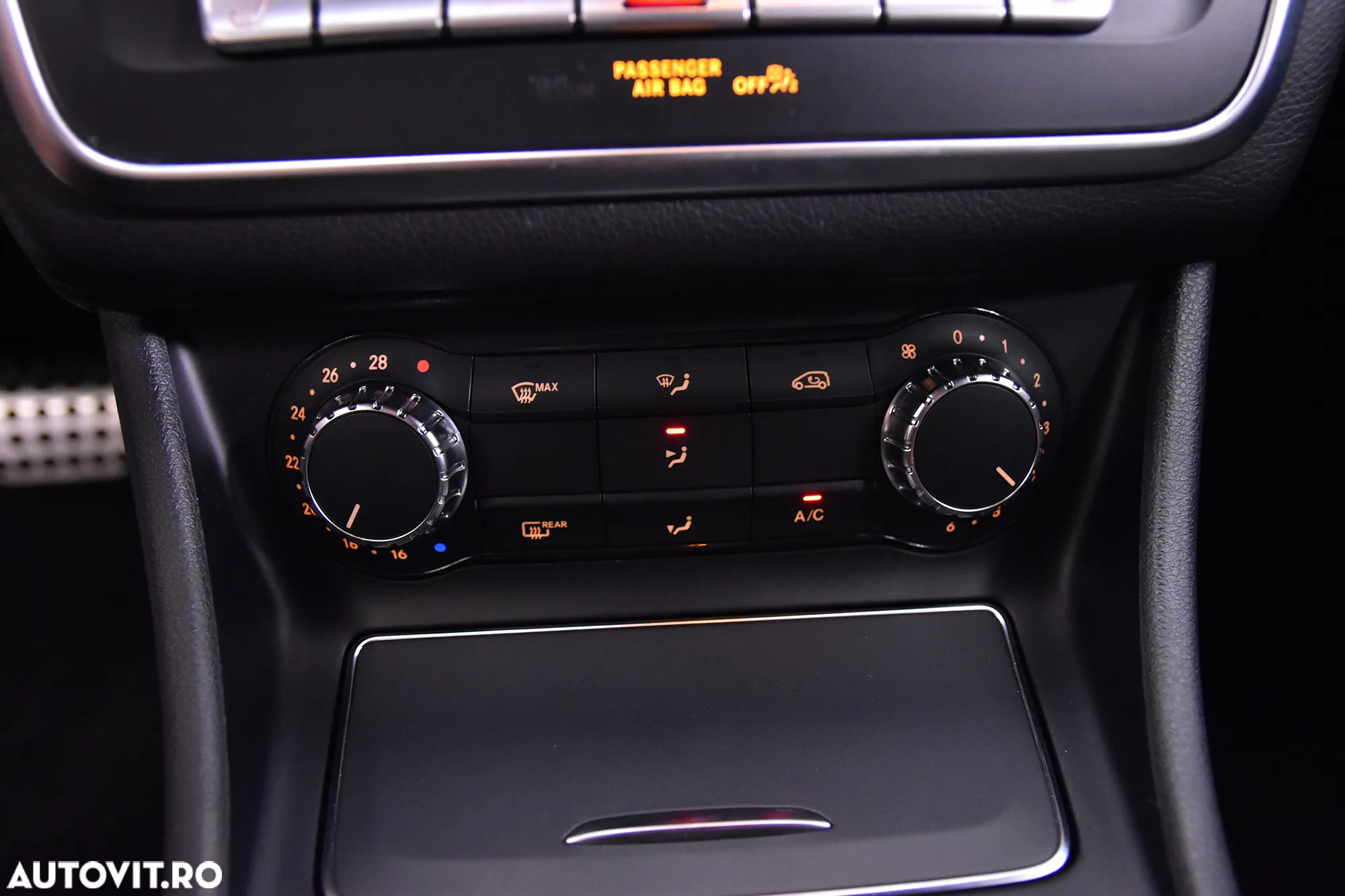 Mercedes-Benz GLA - 17