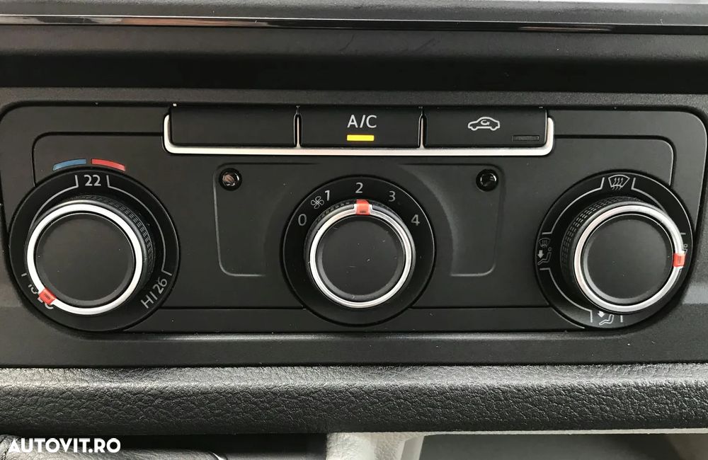 Volkswagen Transporter 2.0 110 kW KR Comfortline 4M - 25