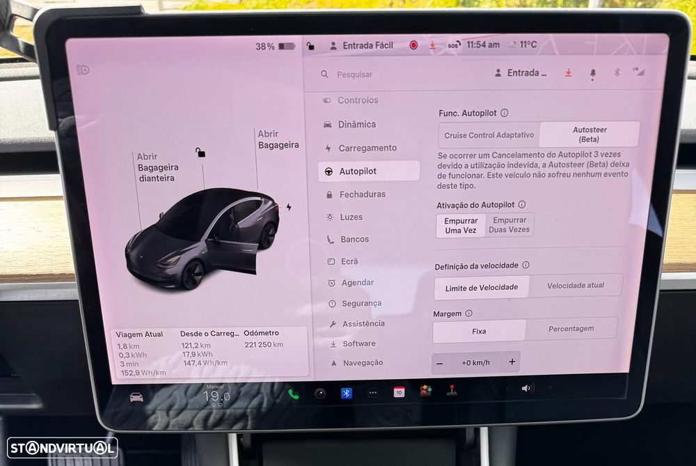 Tesla Model 3 - 12