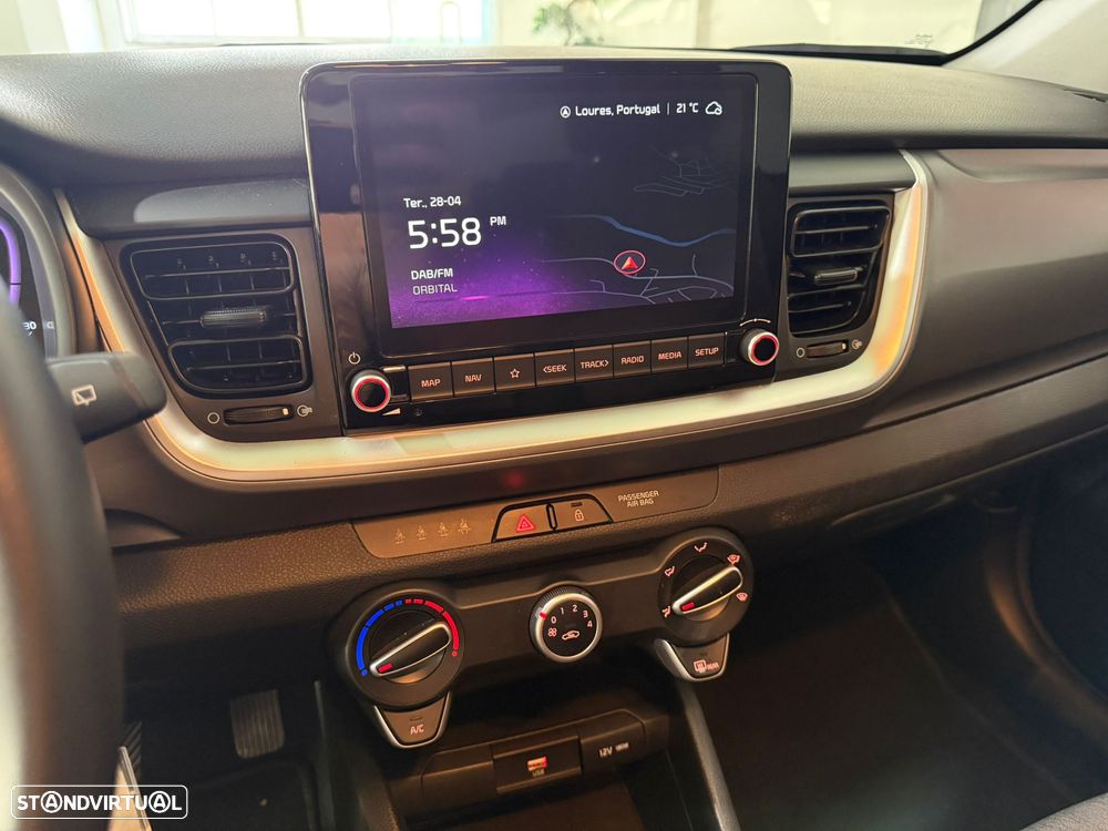 Kia Stonic 1.2 MPi Dynamic - 8