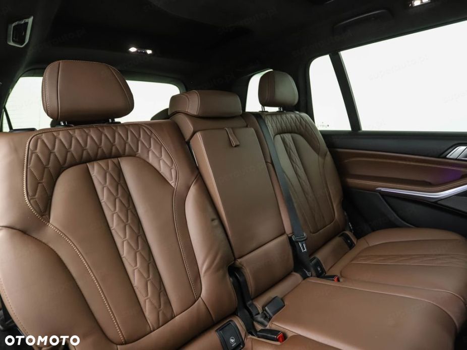 BMW X7 xDrive40d mHEV M Sport sport - 16