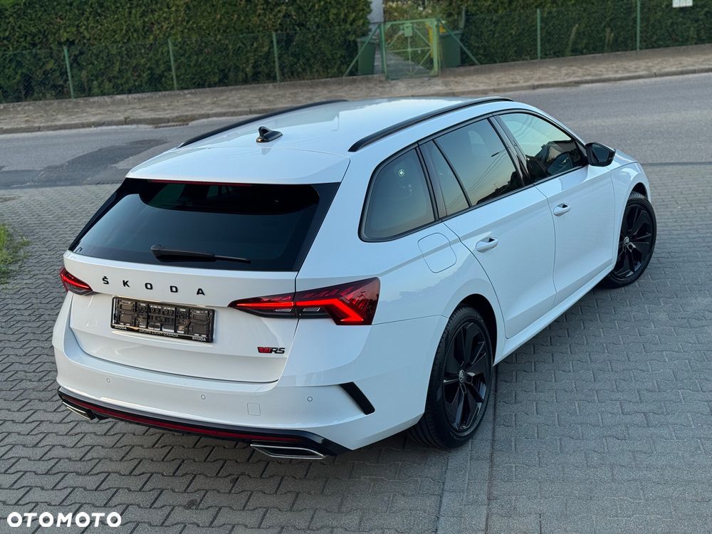 Skoda Octavia 2.0 TDI DSG RS - 16