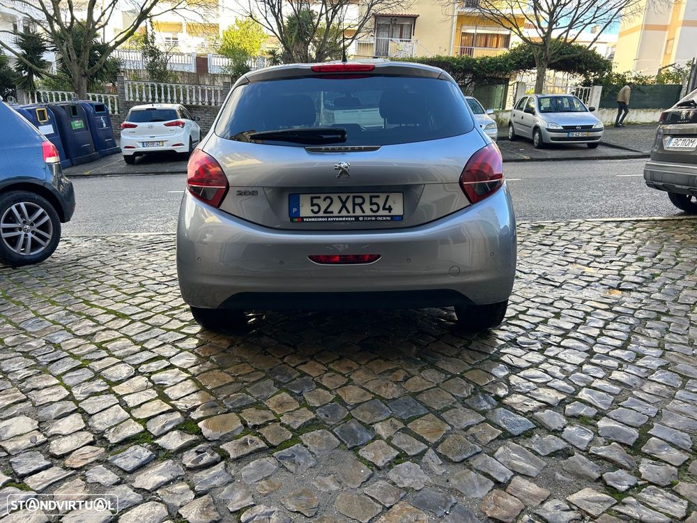 Peugeot 208 1.2 PureTech Signature - 7