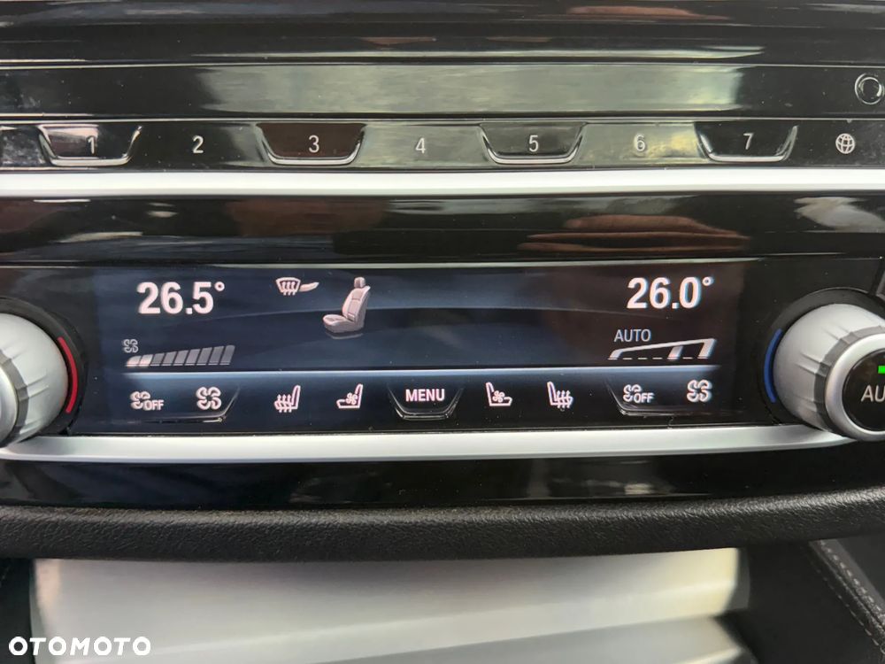 BMW Seria 5 540d xDrive M Sport sport - 24