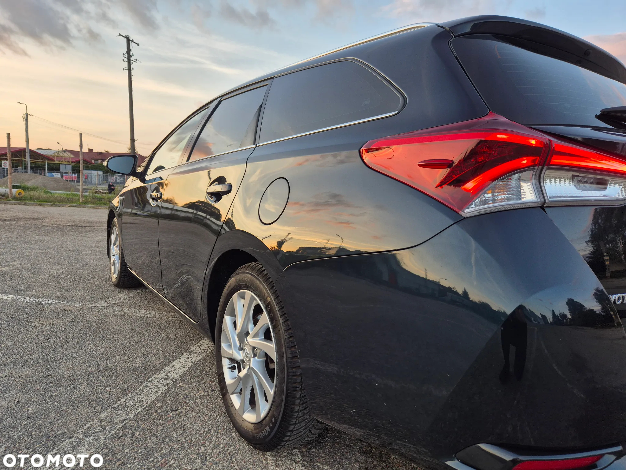 Toyota Auris 1.8 VVT-i Hybrid Automatik Cool - 17