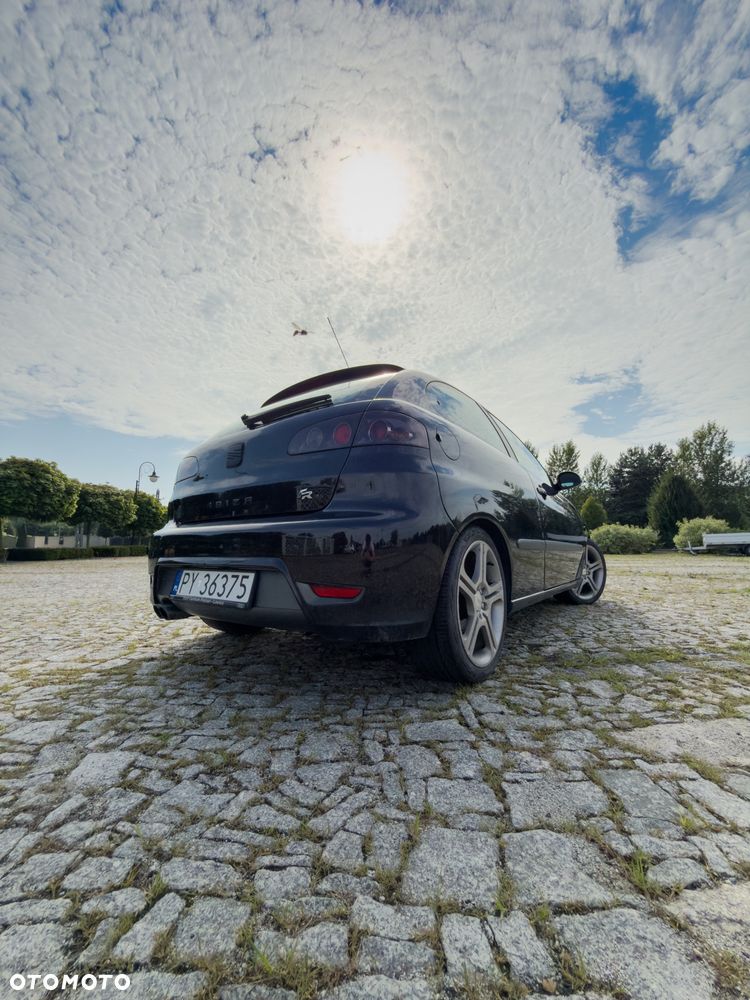 Seat Ibiza 1.8 20V T FR - 9
