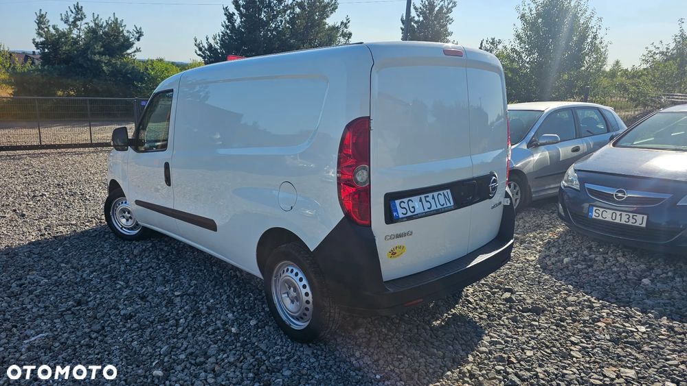 Opel Combo - 13