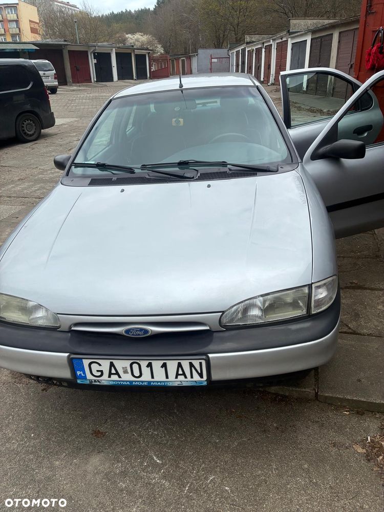Ford Mondeo - 9