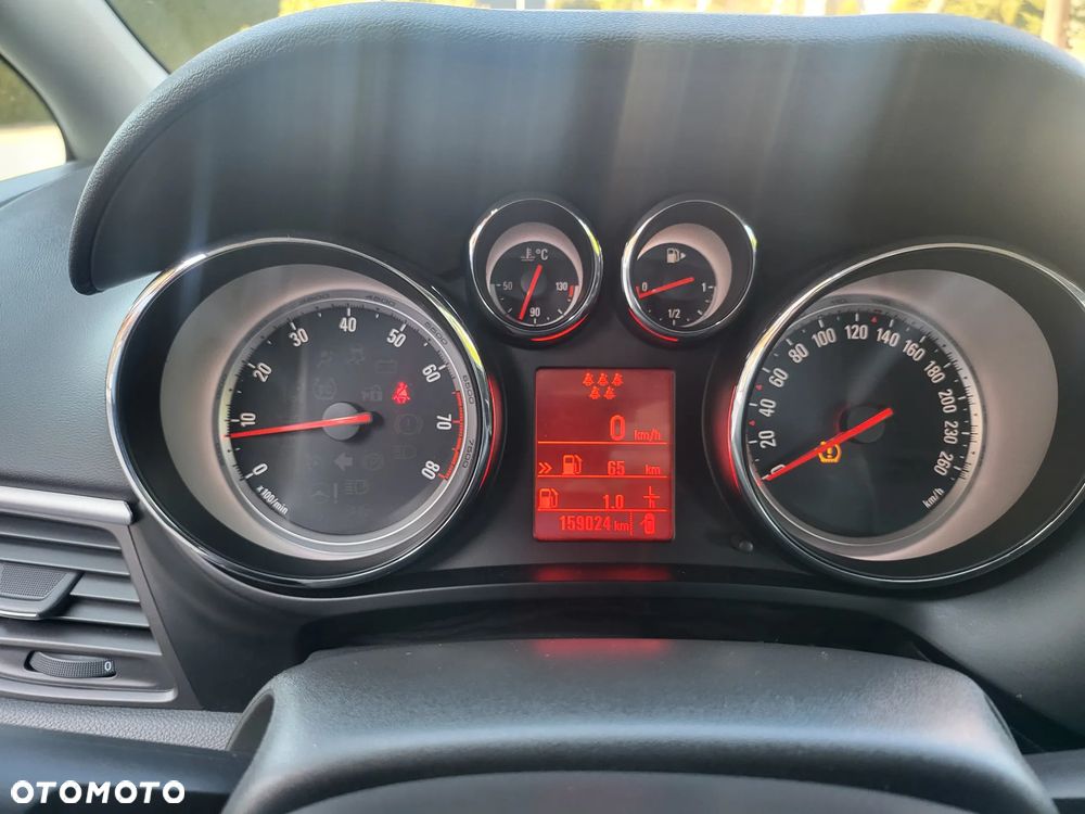 Opel Zafira - 22