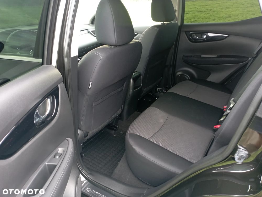 Nissan Qashqai 1.6 dCi DPF acenta - 10