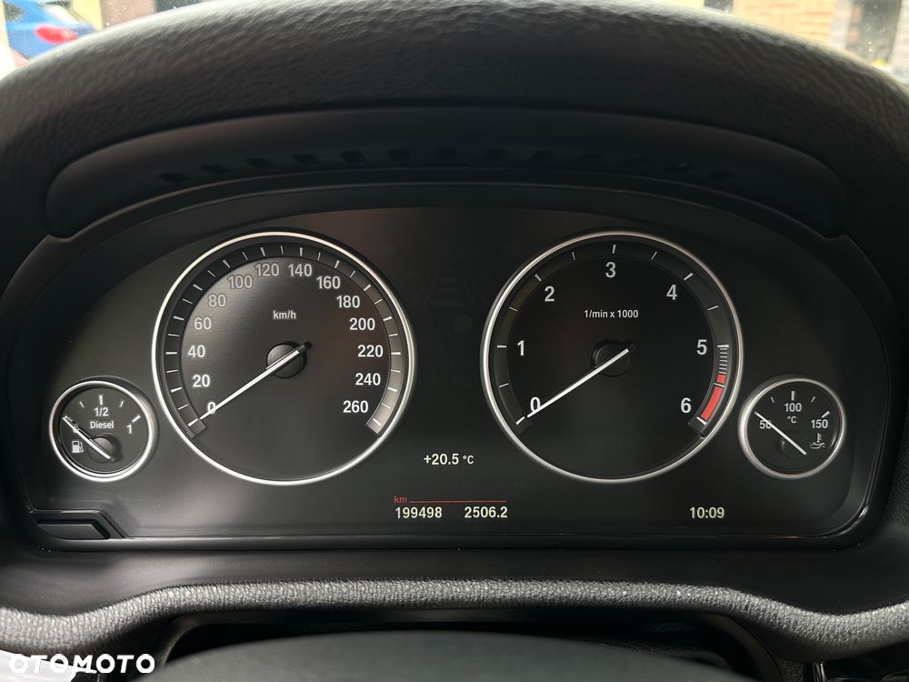 BMW X4 xDrive20d xLine - 25