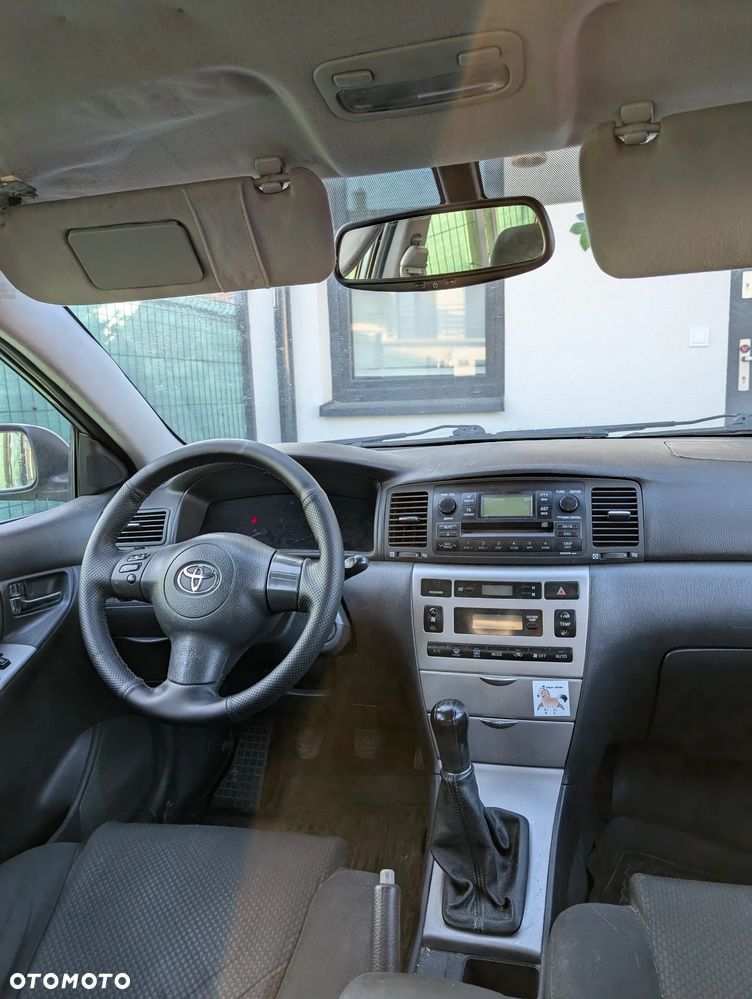 Toyota Corolla 1.4 D-4D Luna - 3