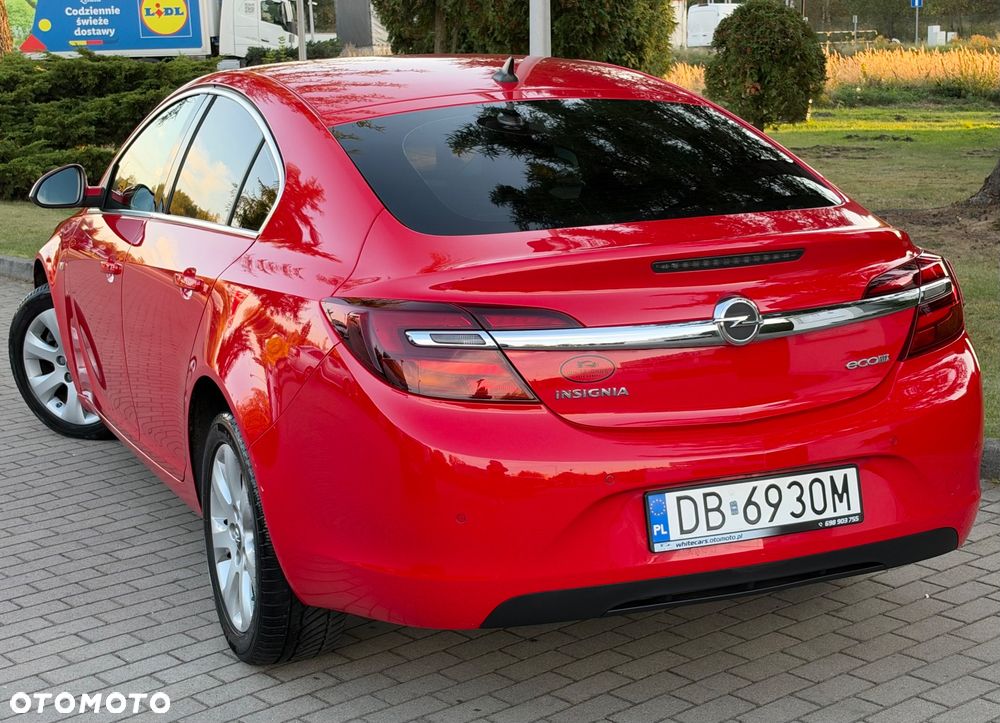 Opel Insignia 1.6 T Cosmo S&S EU6 - 33