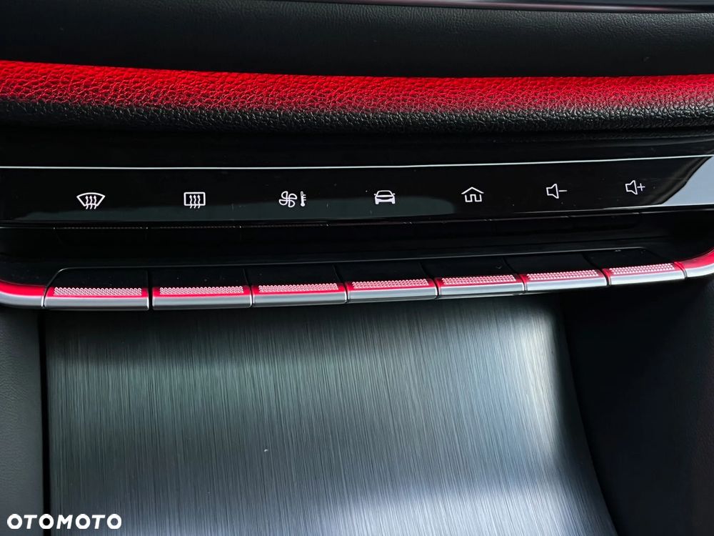 MG HS PHEV Luxury - 23