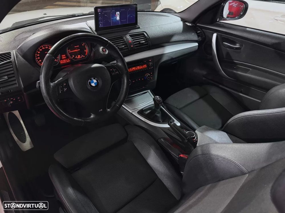 BMW 120 d Pack M — fotografia 6