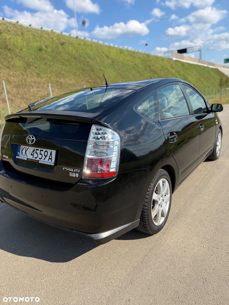 Toyota Prius - 7