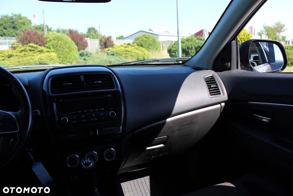 Mitsubishi ASX 1.6 Invite - 17