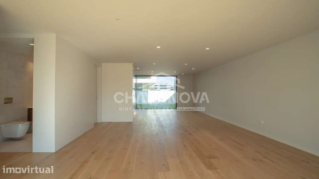 Moradia Geminada V3 Nova em Canidelo (1ª Linha do Mar) - Grande imagem: 5/48