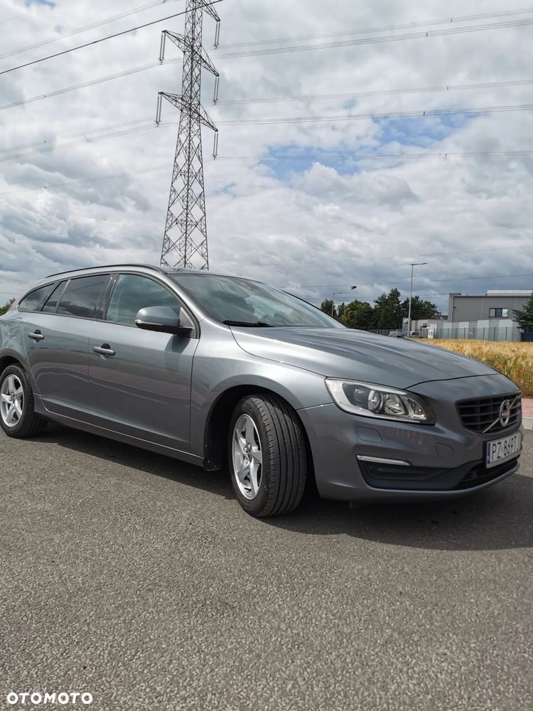 Volvo V60 D3 Drive-E Kinetic - 10