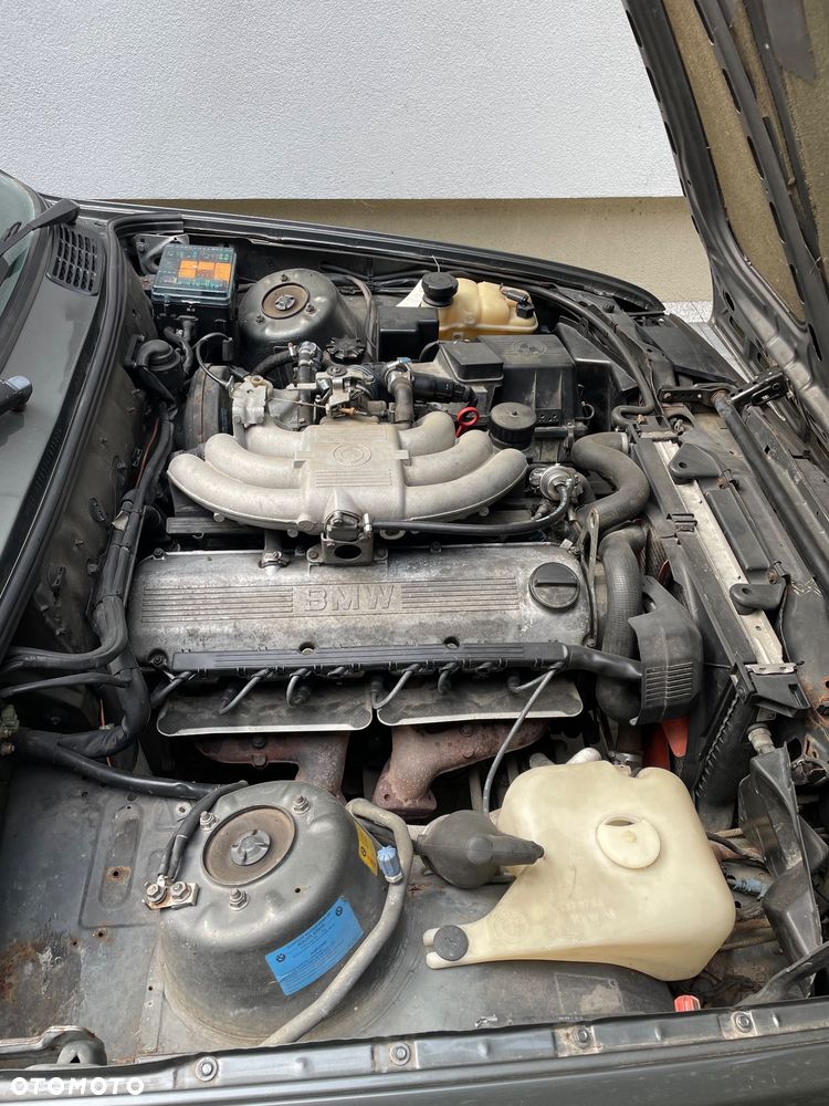 BMW Seria 3 325i - 7