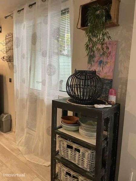 Arrenda-se estúdio T0 mobilado e decorado - Grande imagem: 5/9