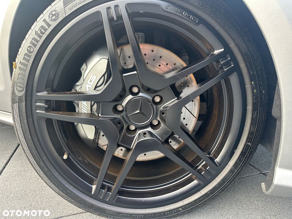 Mercedes-Benz CLS 63 AMG AMG SPEEDSHIFT MCT - 32