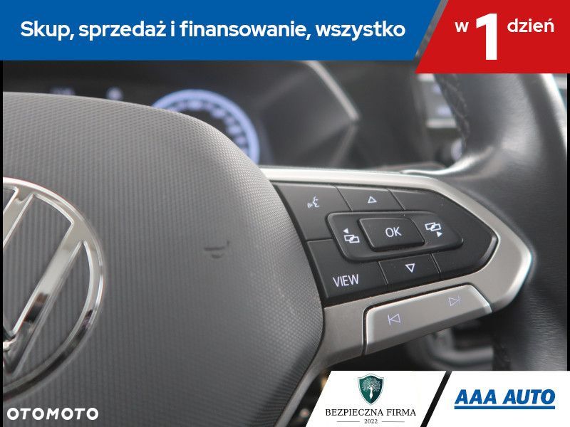 Volkswagen T-Cross - 18