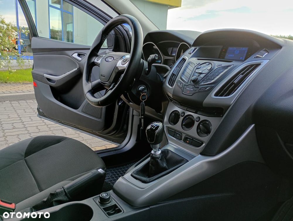 Ford Focus - 10
