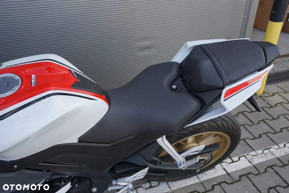 Yamaha R125 - 19
