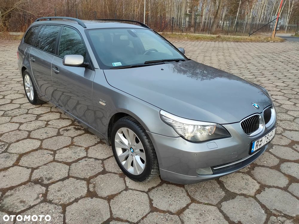 BMW Seria 5 530i xDrive - 23