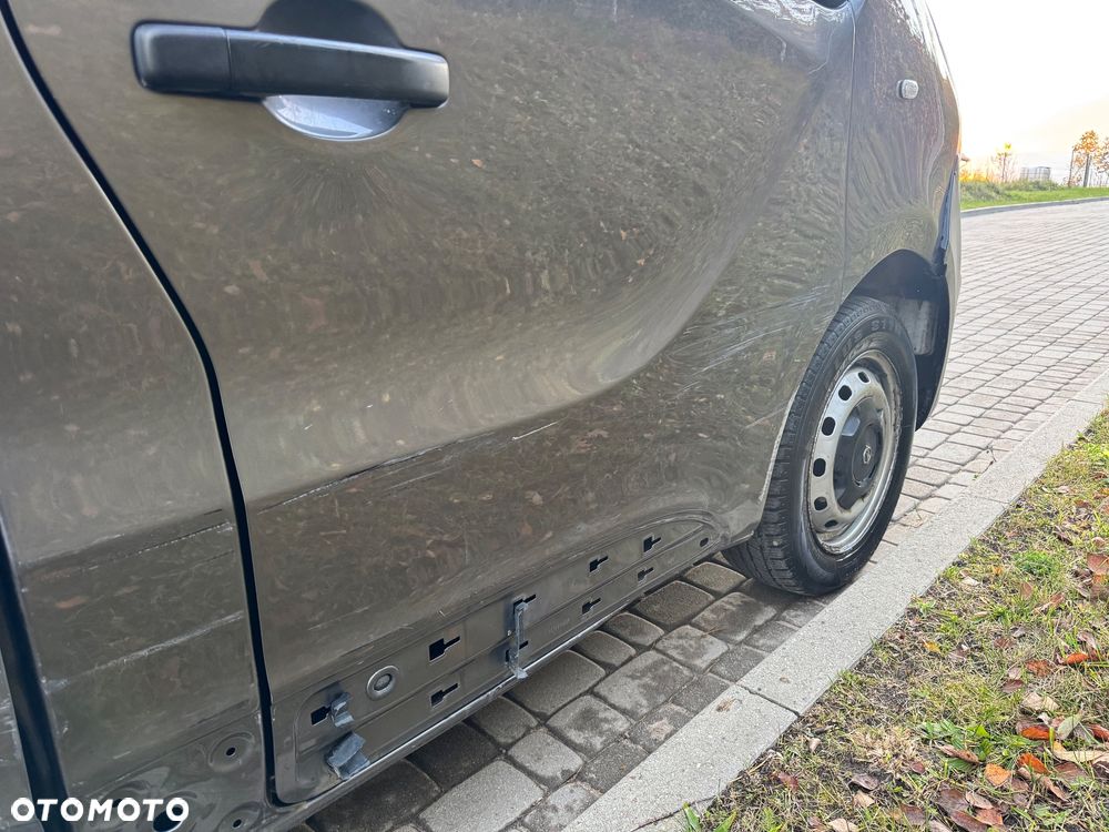 Opel Vivaro - 9