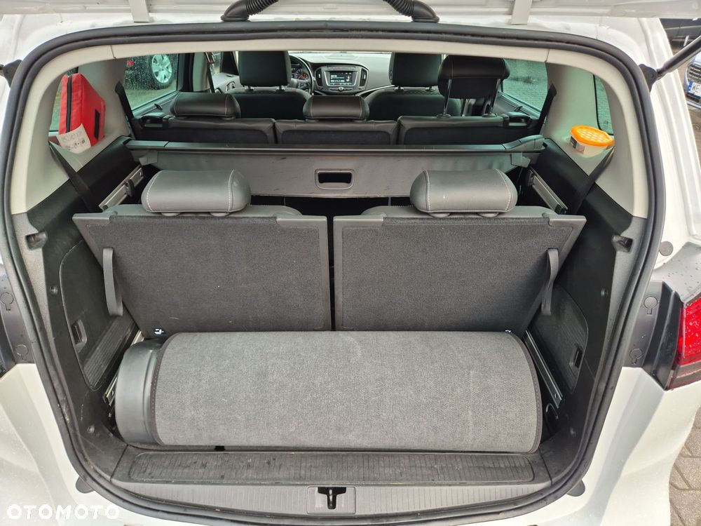 Opel Zafira - 26