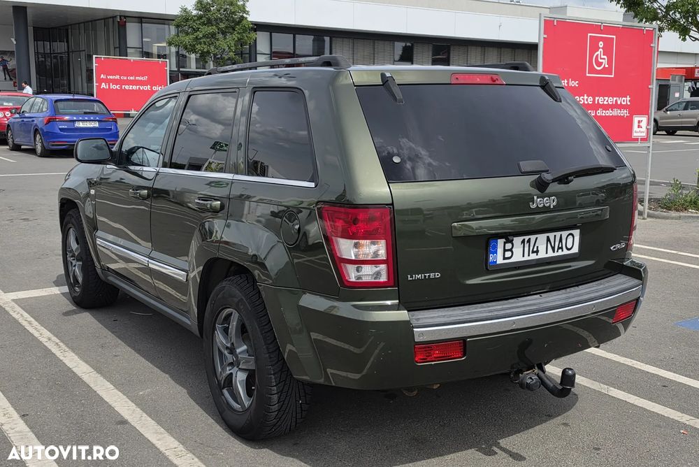 Jeep Grand Cherokee - 13