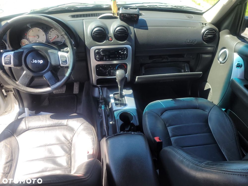 Jeep Cherokee 2.8 CRD Exclusive - 11