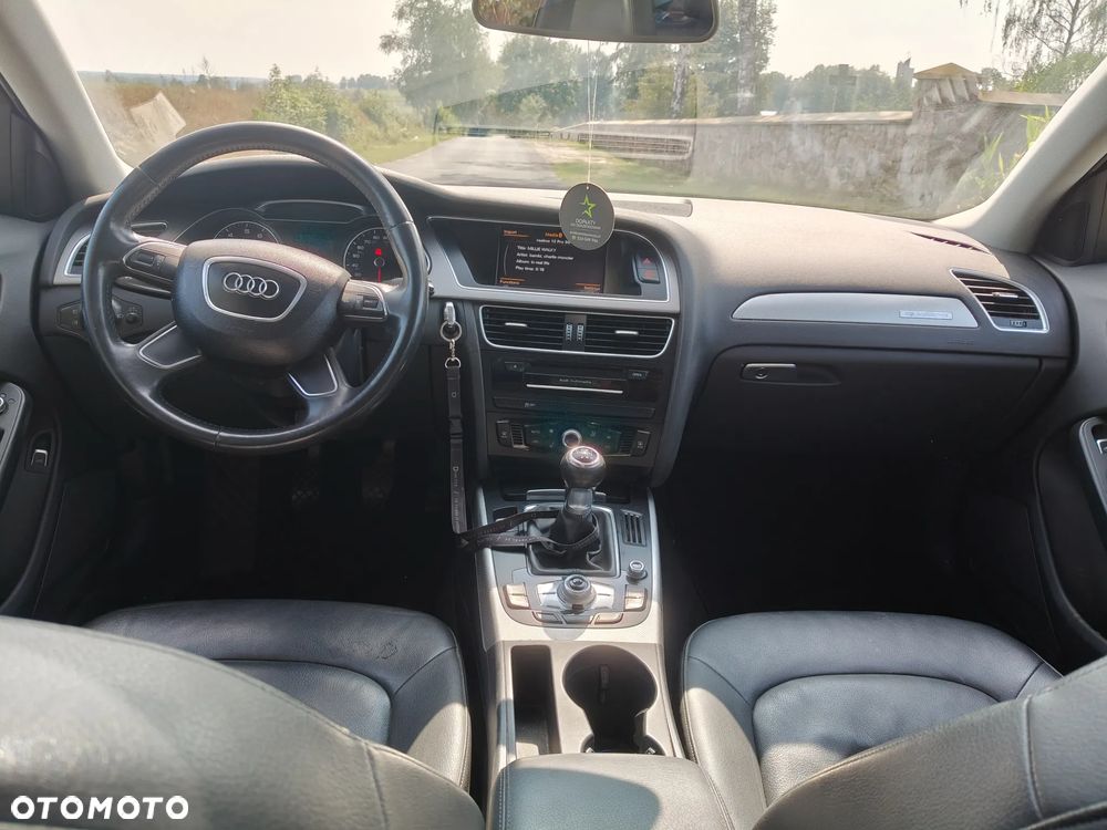 Audi A4 Limousine - 9