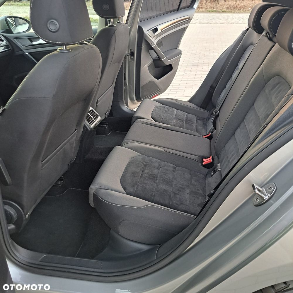 Volkswagen Golf 1.4 TSI BMT Highline - 14