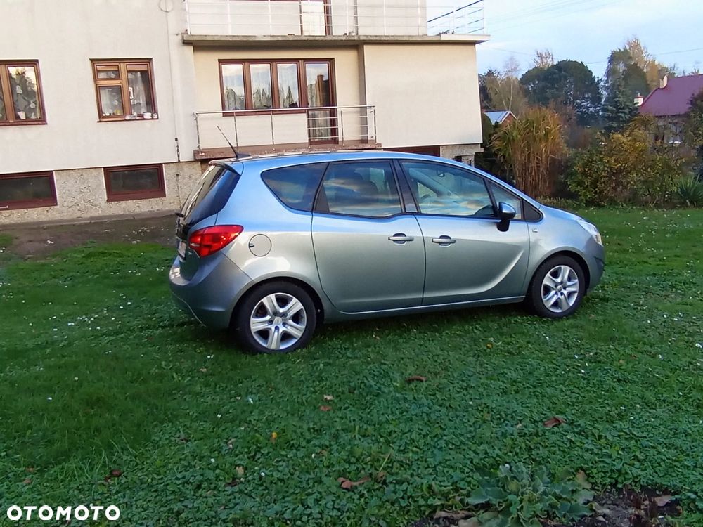 Opel Meriva - 21