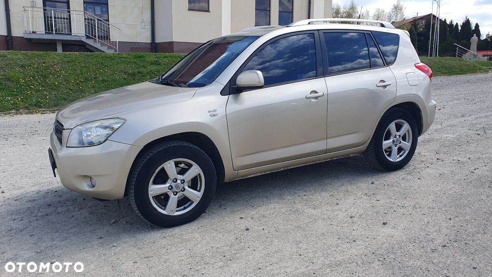 Toyota RAV4 2.2 D-4D 4x4 Sol - 16