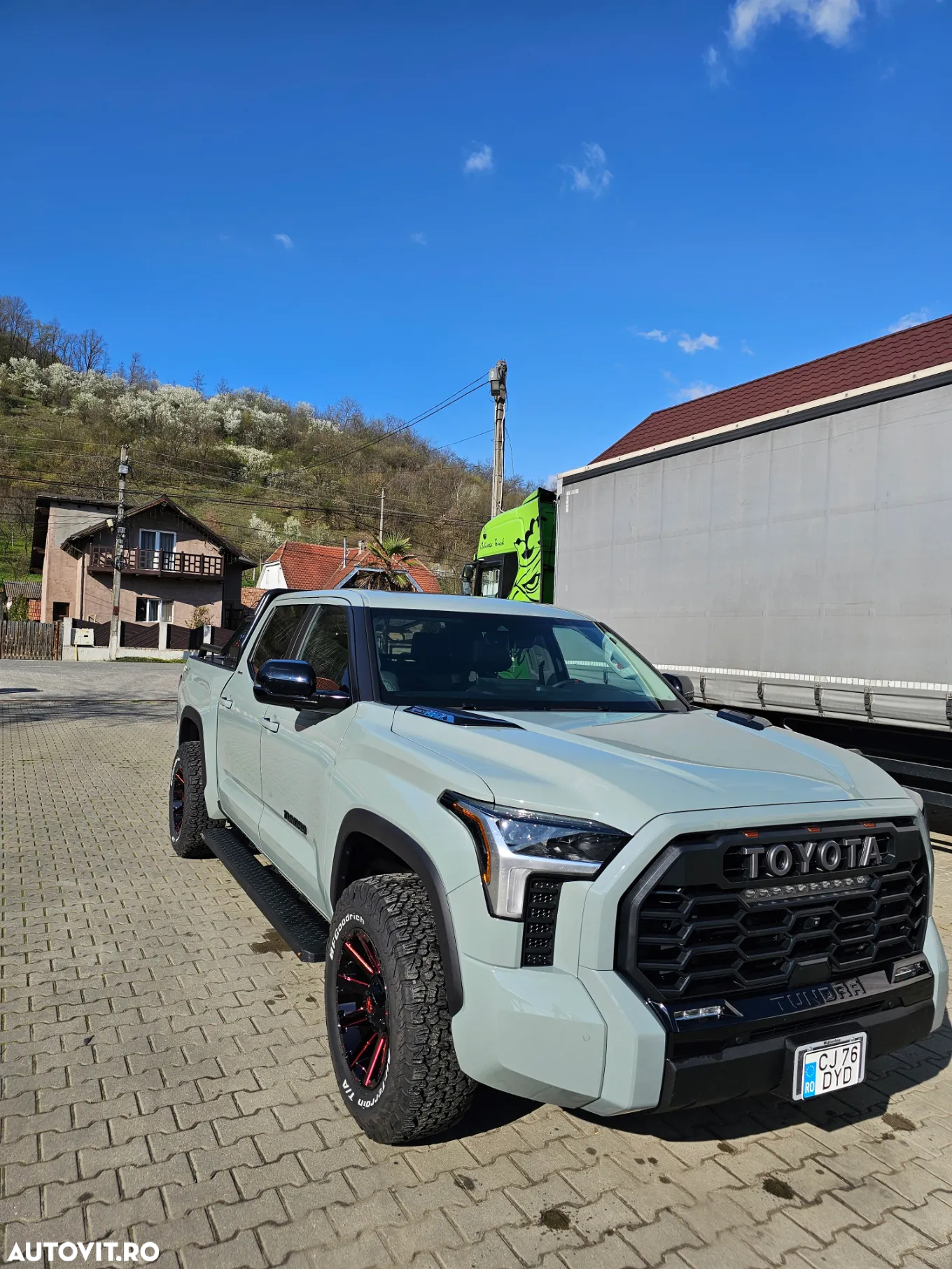 Toyota Tundra - 12