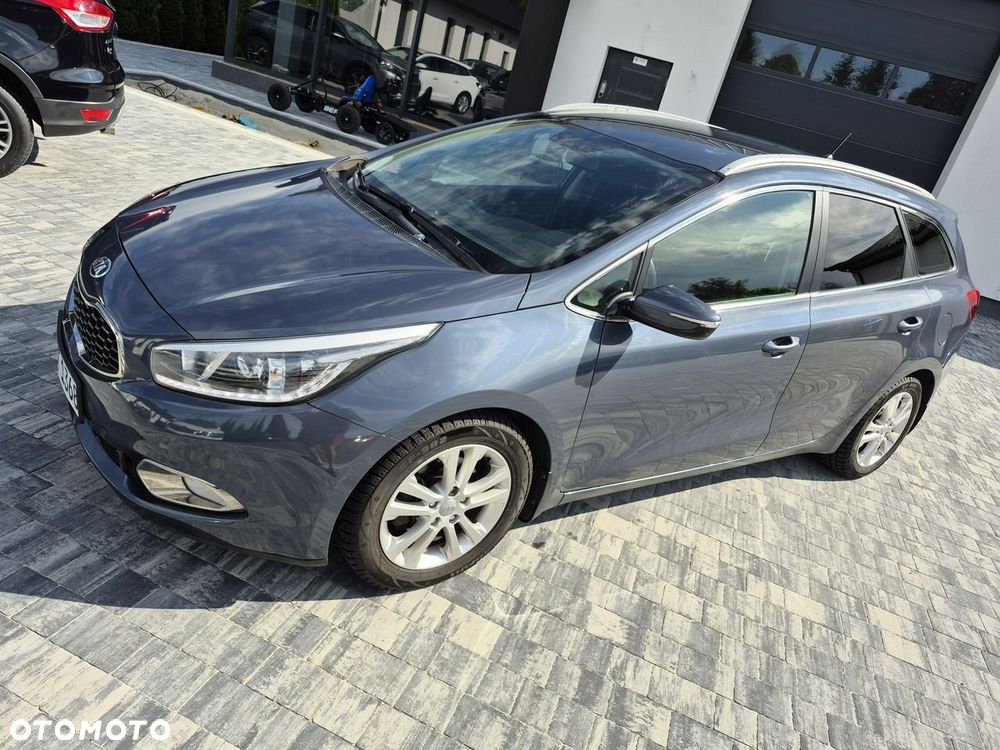 Kia Ceed - 1